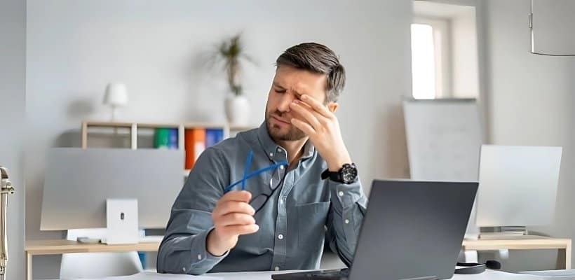 prolonged screen time and dry eye symptoms
